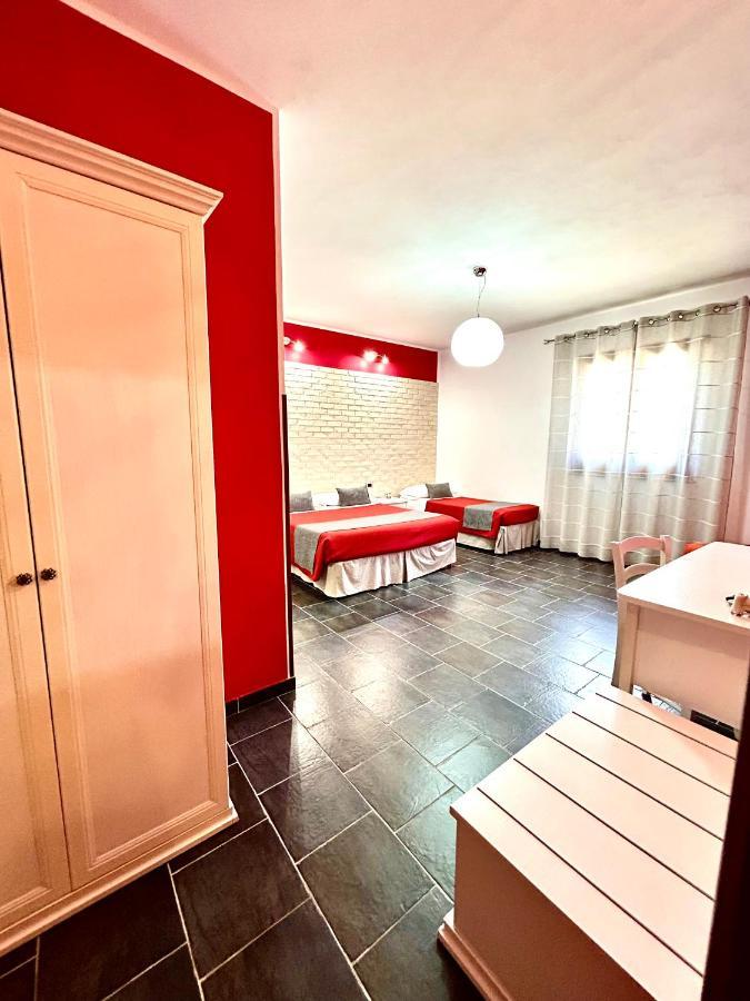 B&B L'Angolino Della Nonna 卡斯泰卢佐 外观 照片