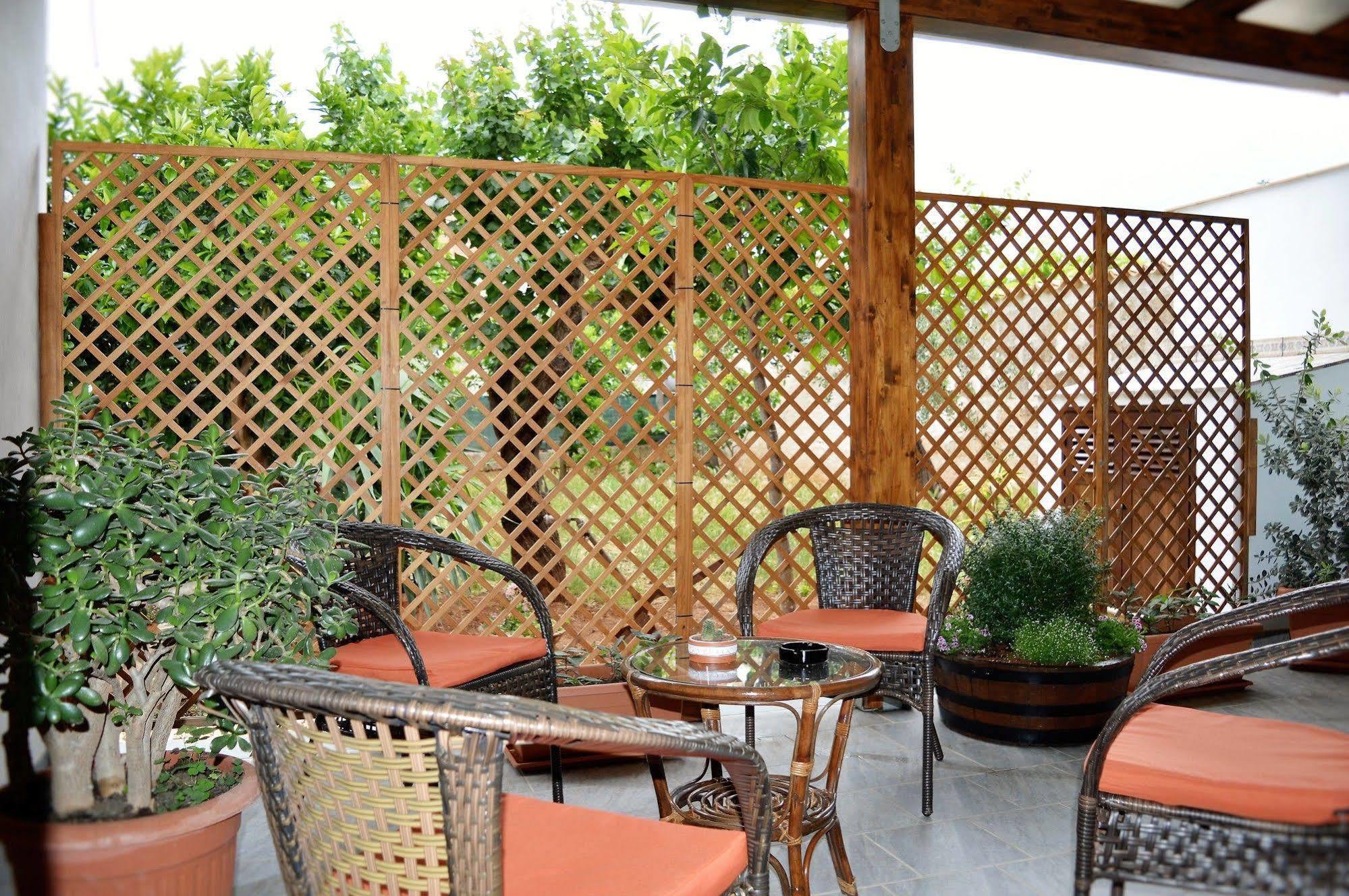 B&B L'Angolino Della Nonna 卡斯泰卢佐 外观 照片